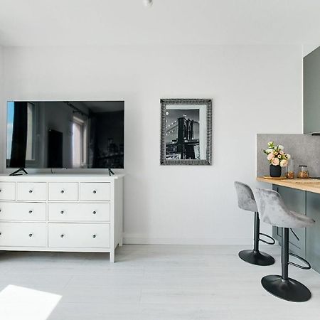 Targowa 10 London Studio Apartman Varsó Kültér fotó
